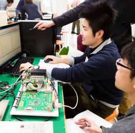 サーボモーターの速度制御